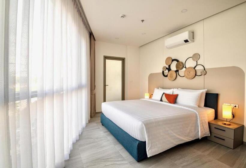 Homa Cherngtalay Phuket