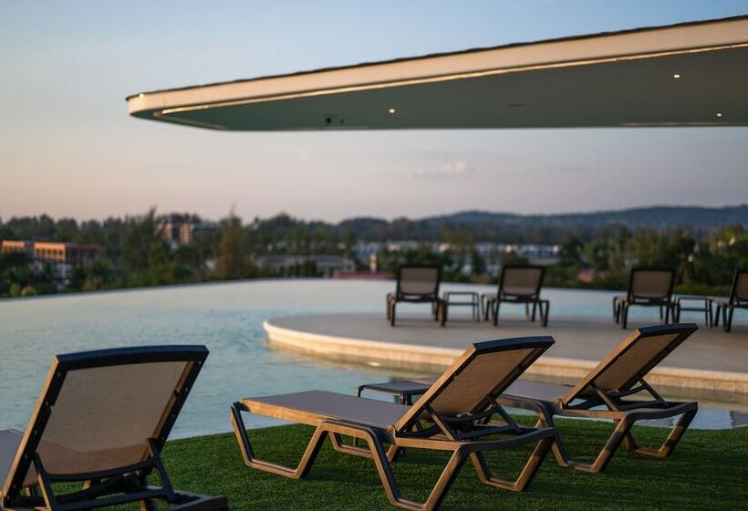 Homa Cherngtalay Phuket