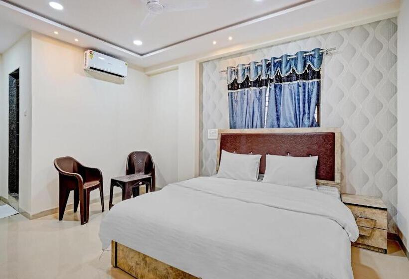 Hotelli Oyo Blossom Valley