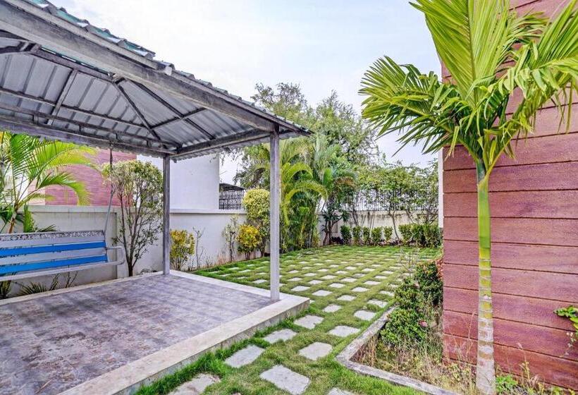 Hotelli Oyo Blossom Valley