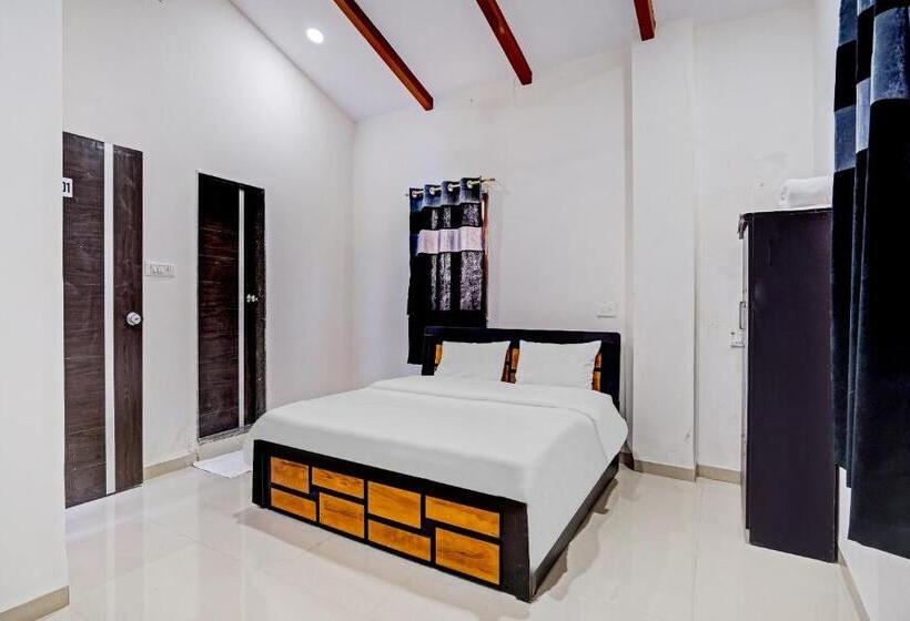 Hotelli Oyo Blossom Valley