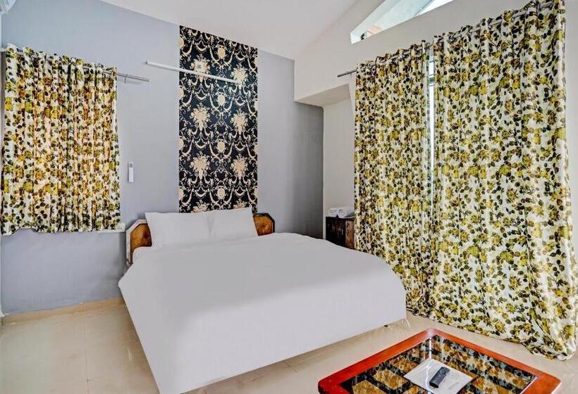 Hotelli Oyo Blossom Valley