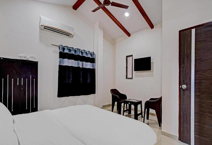 Hotelli Oyo Blossom Valley