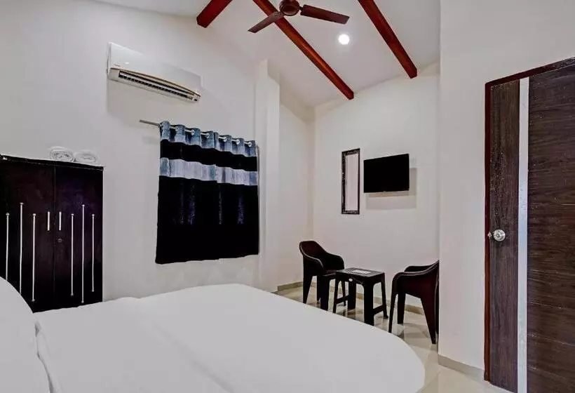 Hotelli Oyo Blossom Valley