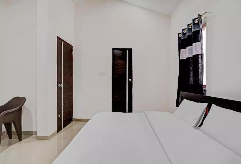Hotelli Oyo Blossom Valley