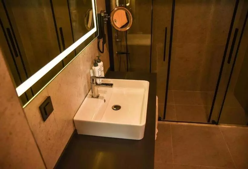 Hotelli Park Inn By Radisson Yalova City Center