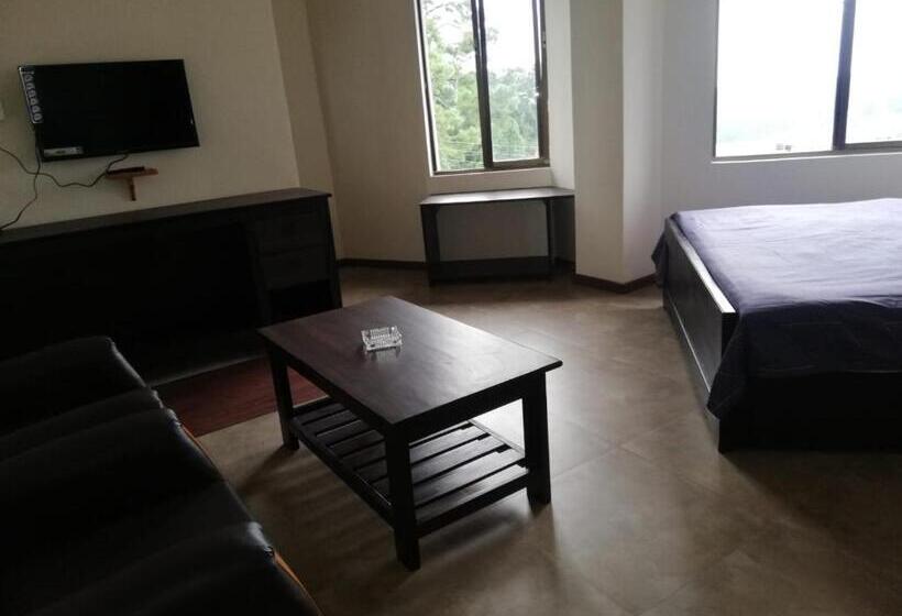 Отель The Shillongs Hills