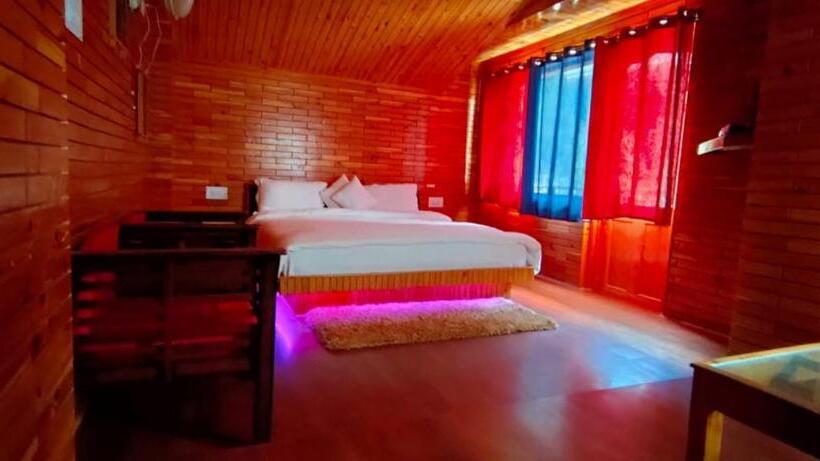 Отель The Yerpa