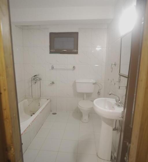 Отель The Yerpa