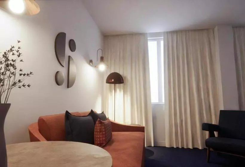 Hotelli Westlight Lisboa Madalena