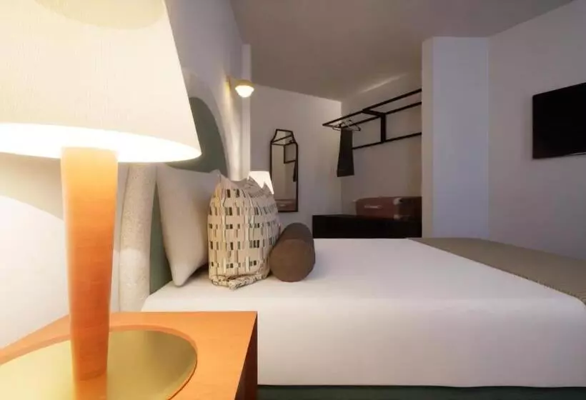 Hotelli Westlight Lisboa Madalena