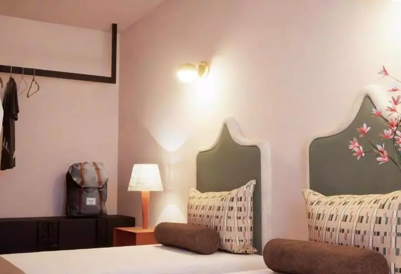 Hotelli Westlight Lisboa Madalena