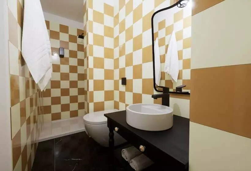 Hotelli Westlight Lisboa Madalena