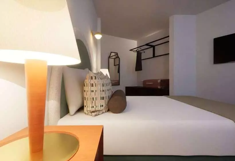 Hotelli Westlight Lisboa Madalena