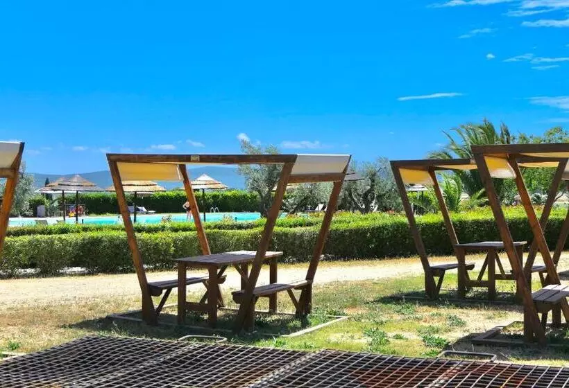 Isa Apartments 4 Beds, Ground Floor With Private Outdoor Area, In Residence With Swimming Pool