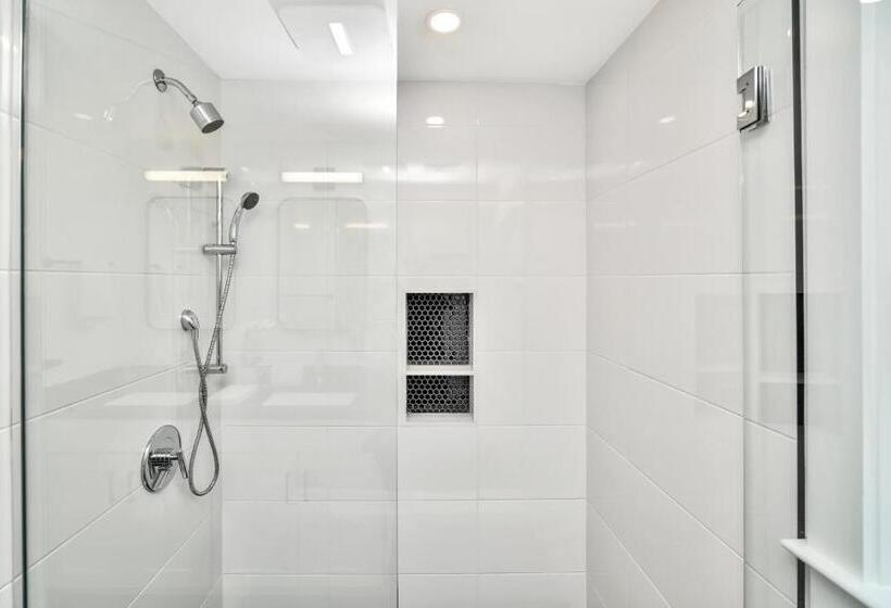 膳宿费 Hill House Mashpee