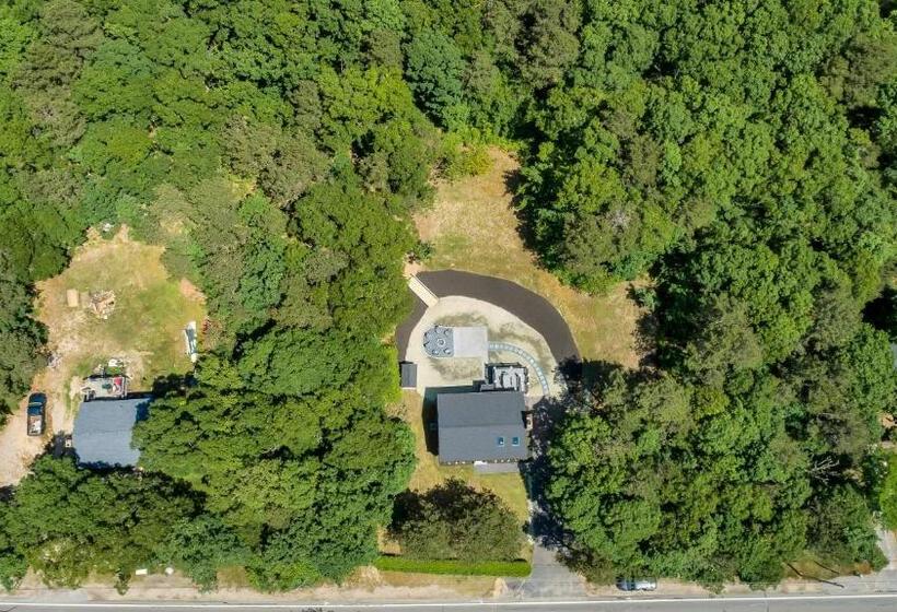 פנסיון Hill House Mashpee