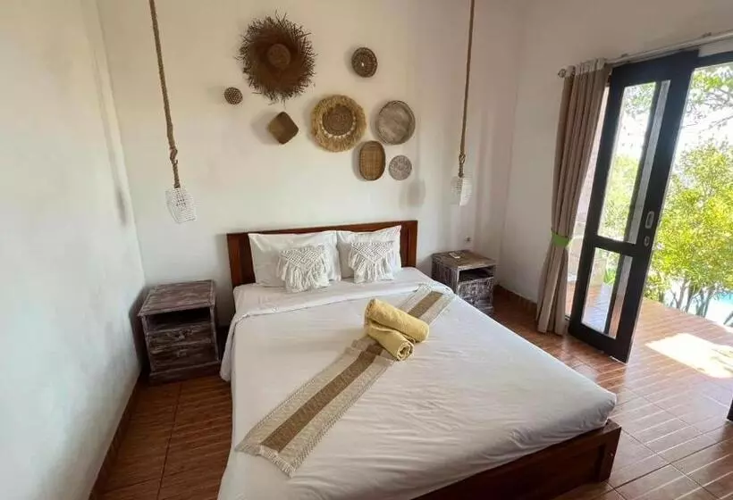 Majatalo La Village Hill View