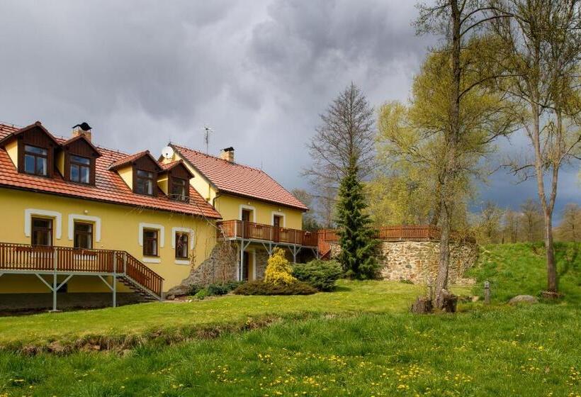 Pensió Mlýn Kamenice