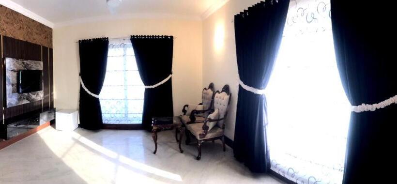 پانسیون Royal Palace Boutique