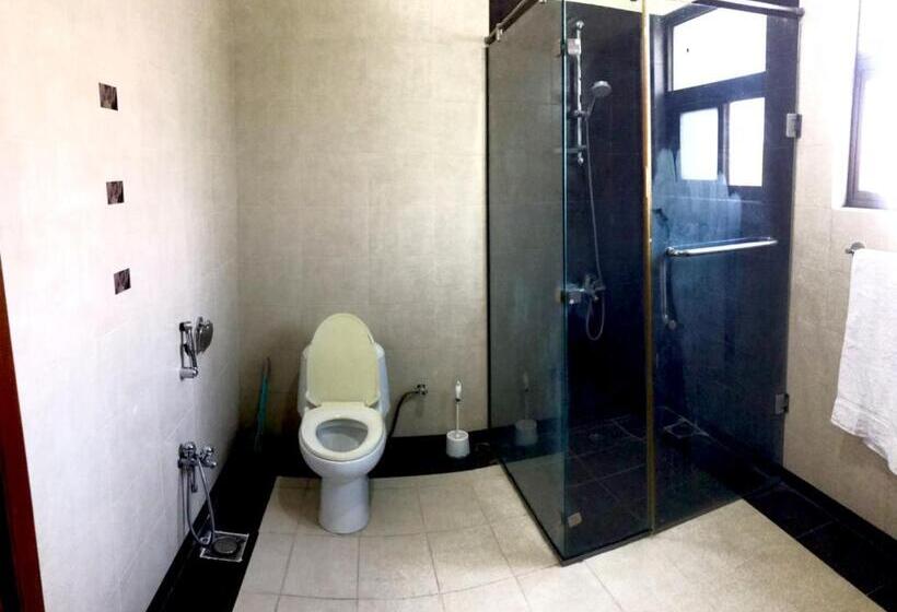 پانسیون Royal Palace Boutique