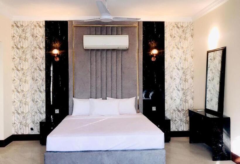 پانسیون Royal Palace Boutique