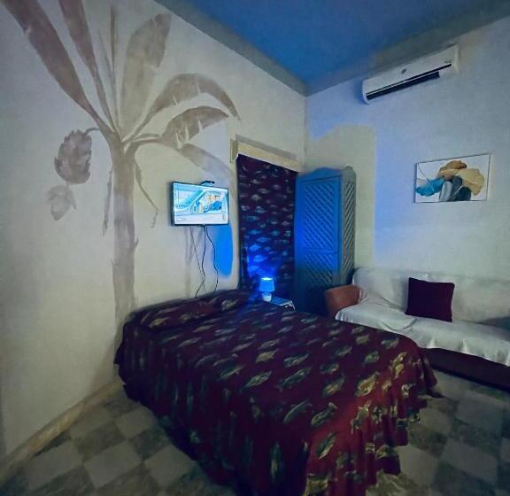 پانسیون Tela’s Inn