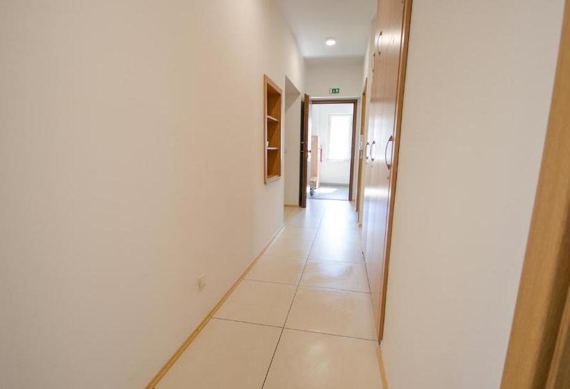 هاستل Glinška Rooms