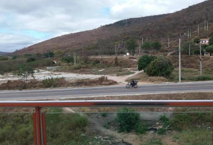 הוסטל Pousada Rodrigues