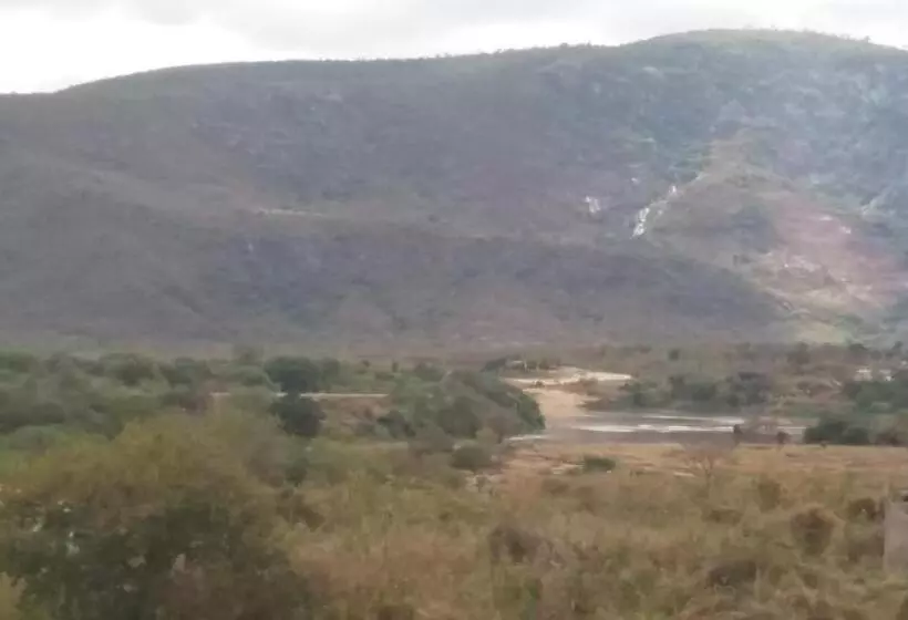 Retkeilymaja Pousada Rodrigues