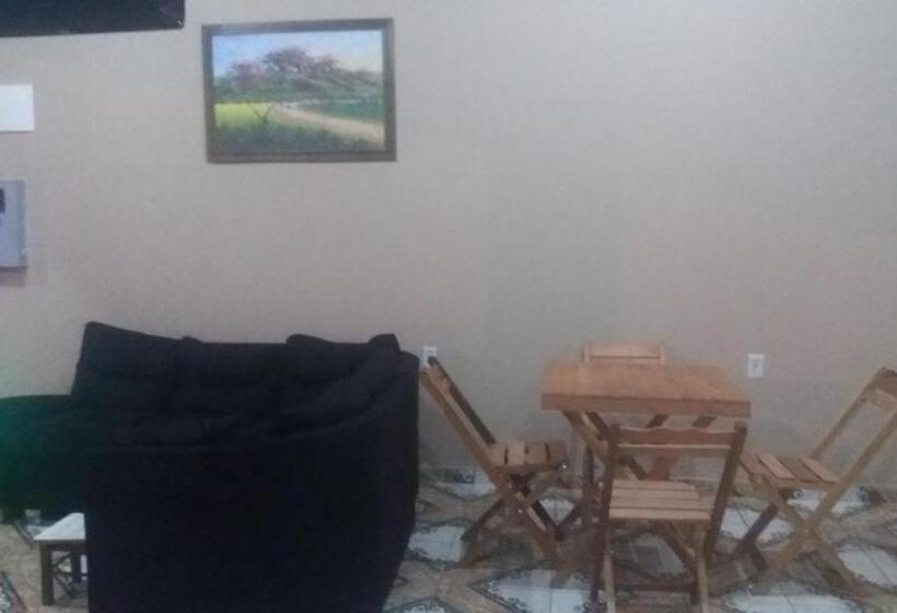 הוסטל Pousada Rodrigues