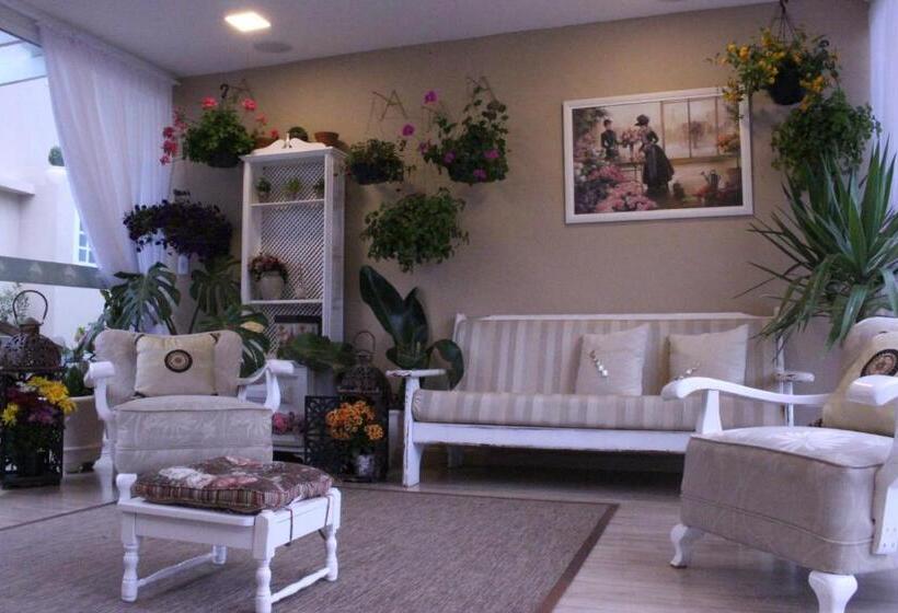 Herberge Pousada Suisse