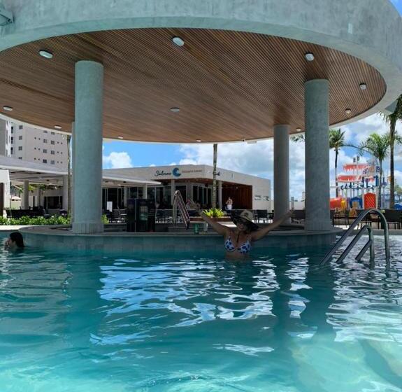 Salinas Exclusive Resort