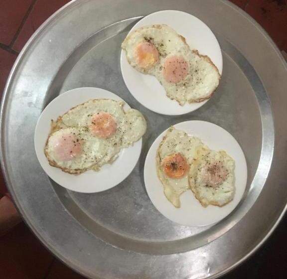 تختخواب و صبحانه Nhà Nghỉ Moon 2