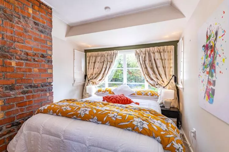 تختخواب و صبحانه The Magnolia Villa Cbd