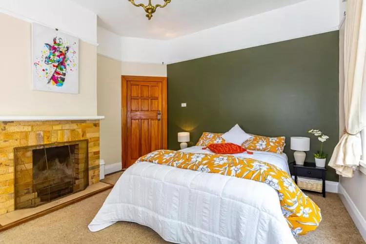 تختخواب و صبحانه The Magnolia Villa Cbd