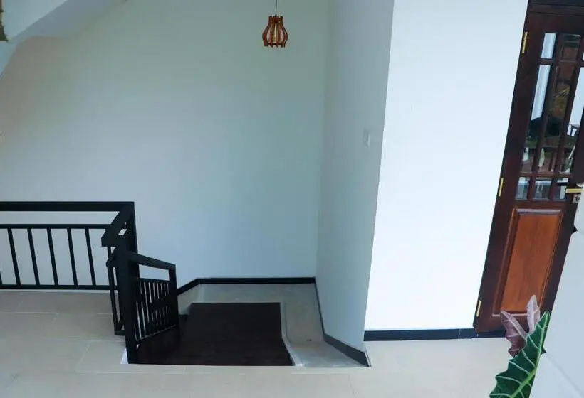 تختخواب و صبحانه Welcome Inn Mirissa