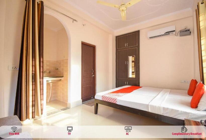 Collection O Hotel Sushila Residency