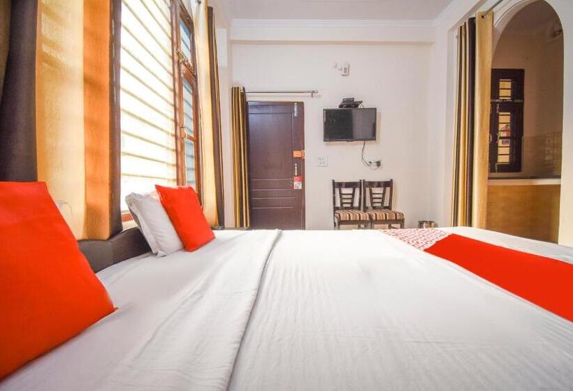 Collection O Hotel Sushila Residency