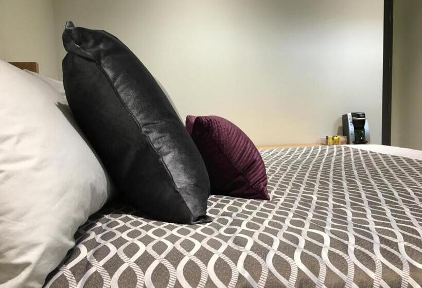 Hotel University Of Alberta Plh Accommodation