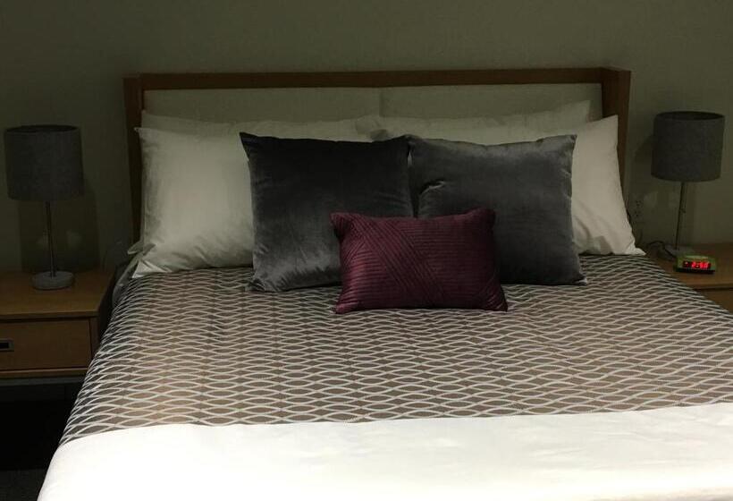 Hotel University Of Alberta Plh Accommodation