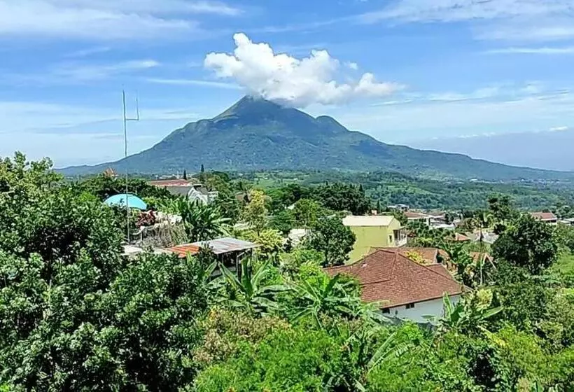 Hotelli Villa Raung Indah Tretes