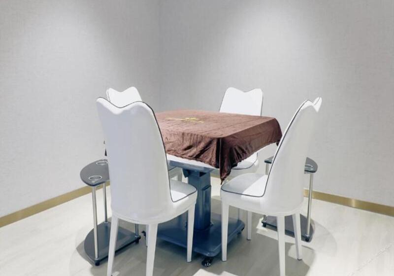 Lano Hotel Guiyang High Speed Rail North Station Dream City