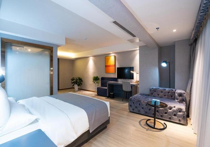 Lano Hotel Guiyang High Speed Rail North Station Dream City