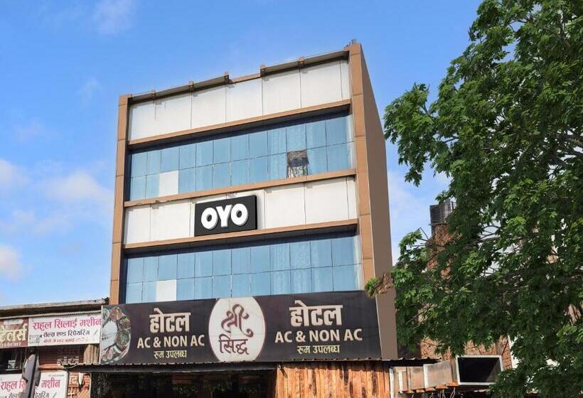 Oyo Hotel Shree Siddh