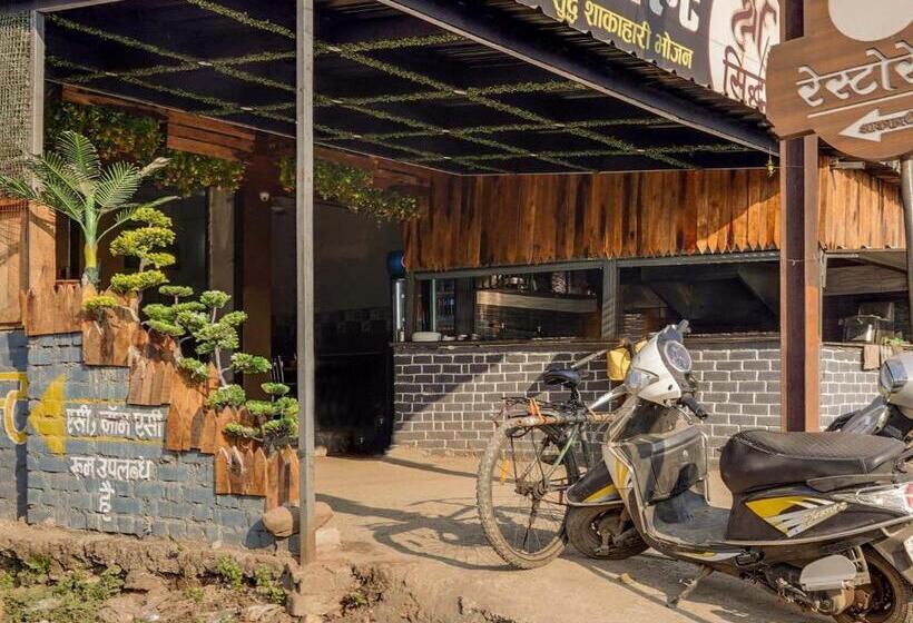 Oyo Hotel Shree Siddh