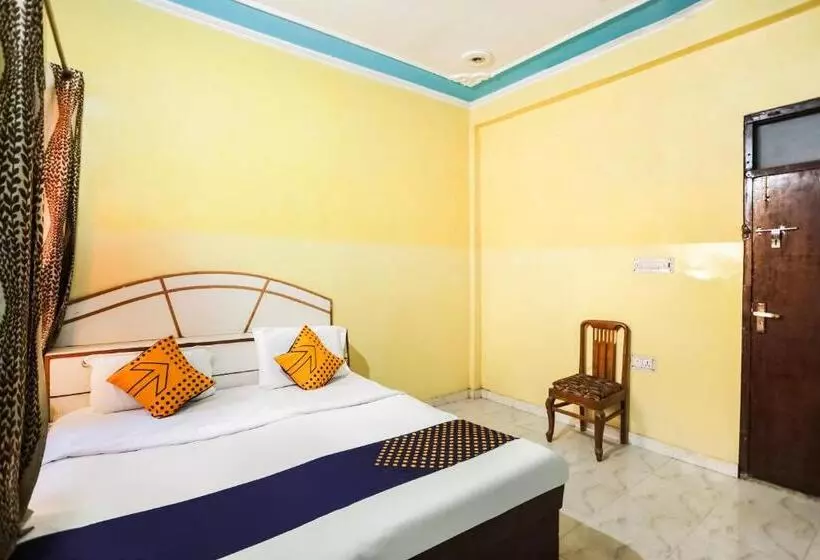 Oyo Shri Neelkanth Hotel & Restaurant