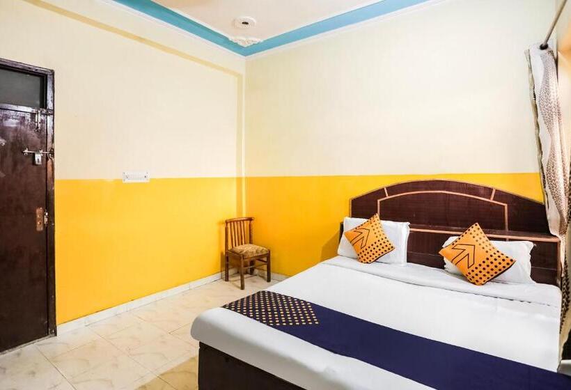 Oyo Shri Neelkanth Hotel & Restaurant