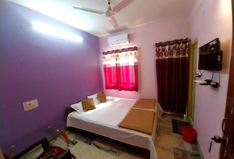 پانسیون Aryan Guest House