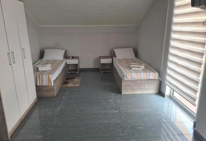 پانسیون Happy Stay